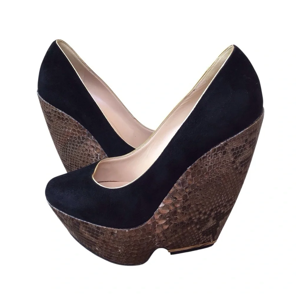 Nicholas Kirkwood Black Suede And Python Leather Wedge Platform Pumps Si…